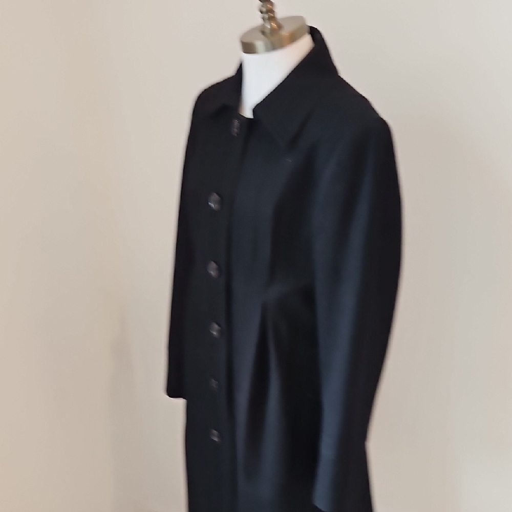 Elegant Black Women's Wool Coat - Picture 3 of 7